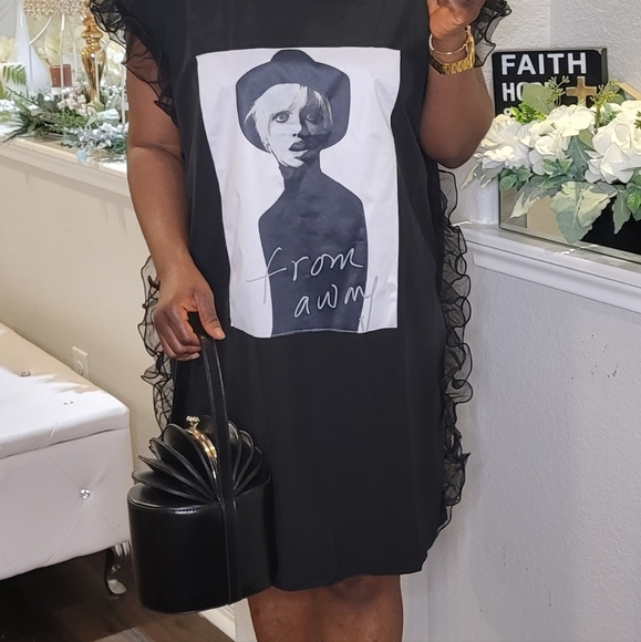 Dress - Picture 3 of 5